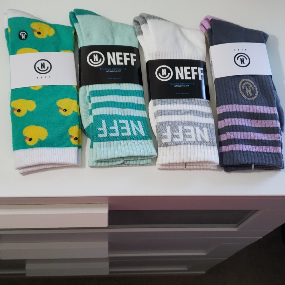 BNWT NEFF Socks